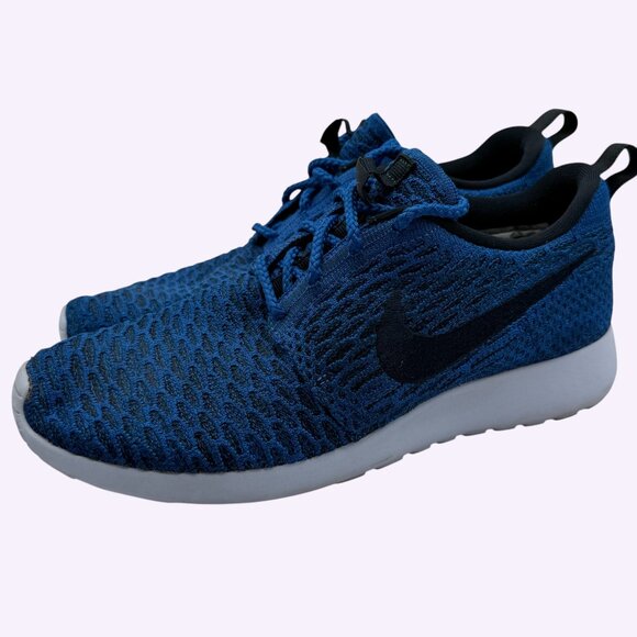 L@@k 🔥 Nike Roshe Run FlyKnit Navy Blue (704927-400) - Size 8 Women - Picture 2 of 11